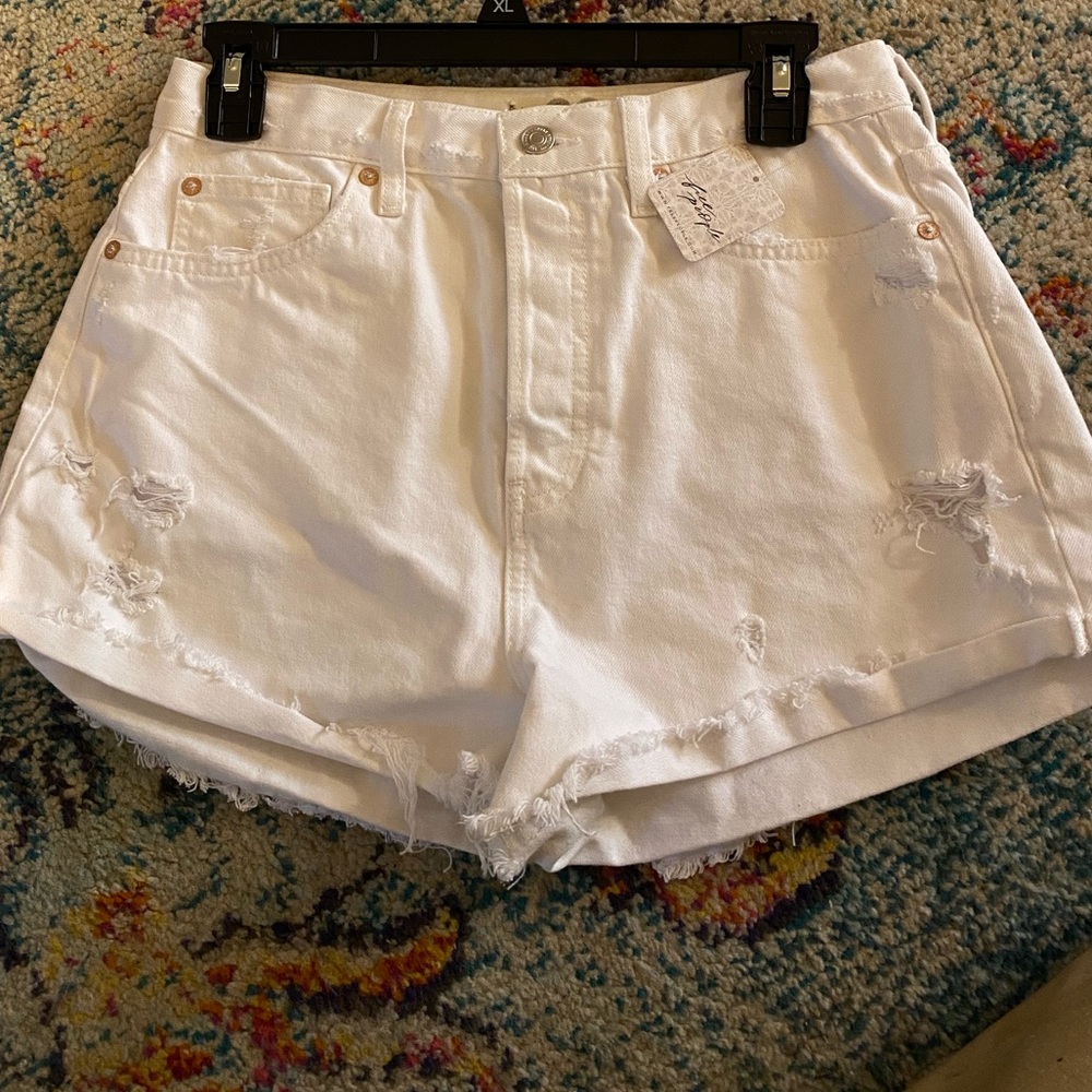 NWT FREE PEOPLE DENIM SHORTS